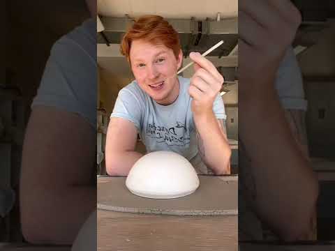 Learn how to make a ceramic bowl without a pottery wheel pottery ceramic howto arttutorial