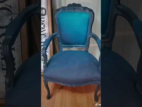 Painted Upholstery w Wise Owl PaintI cheated and used a projector to trace the kraken roycycled