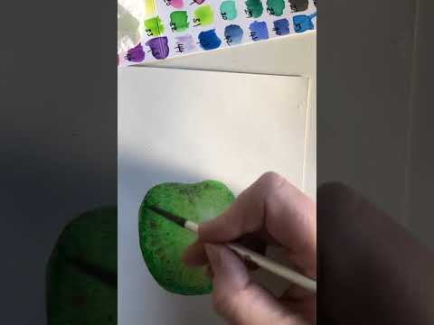 How to Paint a Watercolour Green Apple